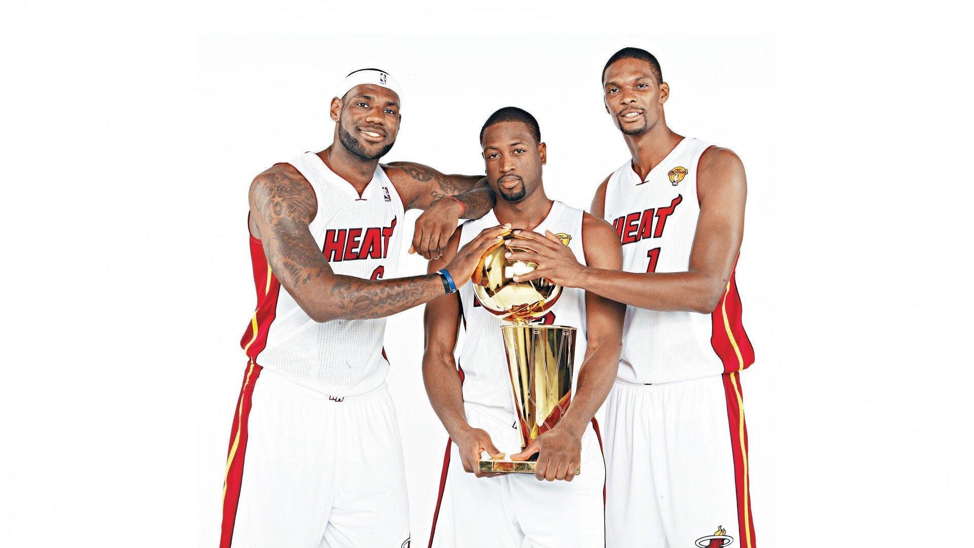 篮网三分命中反遭哈特只退不防羞辱，防守崩盘引主场球迷哗然