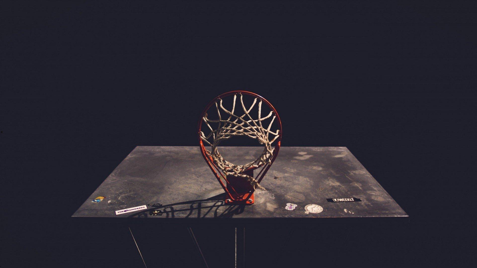 绿白军团主场迎战赫罗纳,攻势足球对决将定欧冠席位关键走向