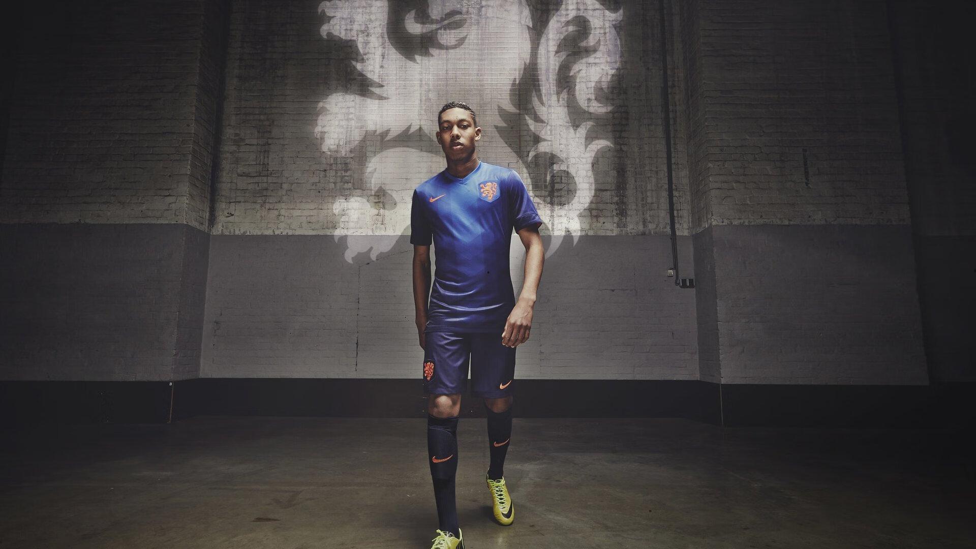 手感低迷！马尔卡宁19投仅6中，爵士主场憾负对手